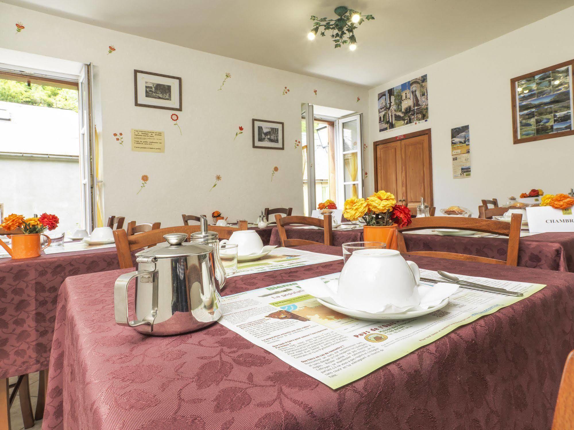 Auberge De L'Isard Saint-Denis  Kültér fotó